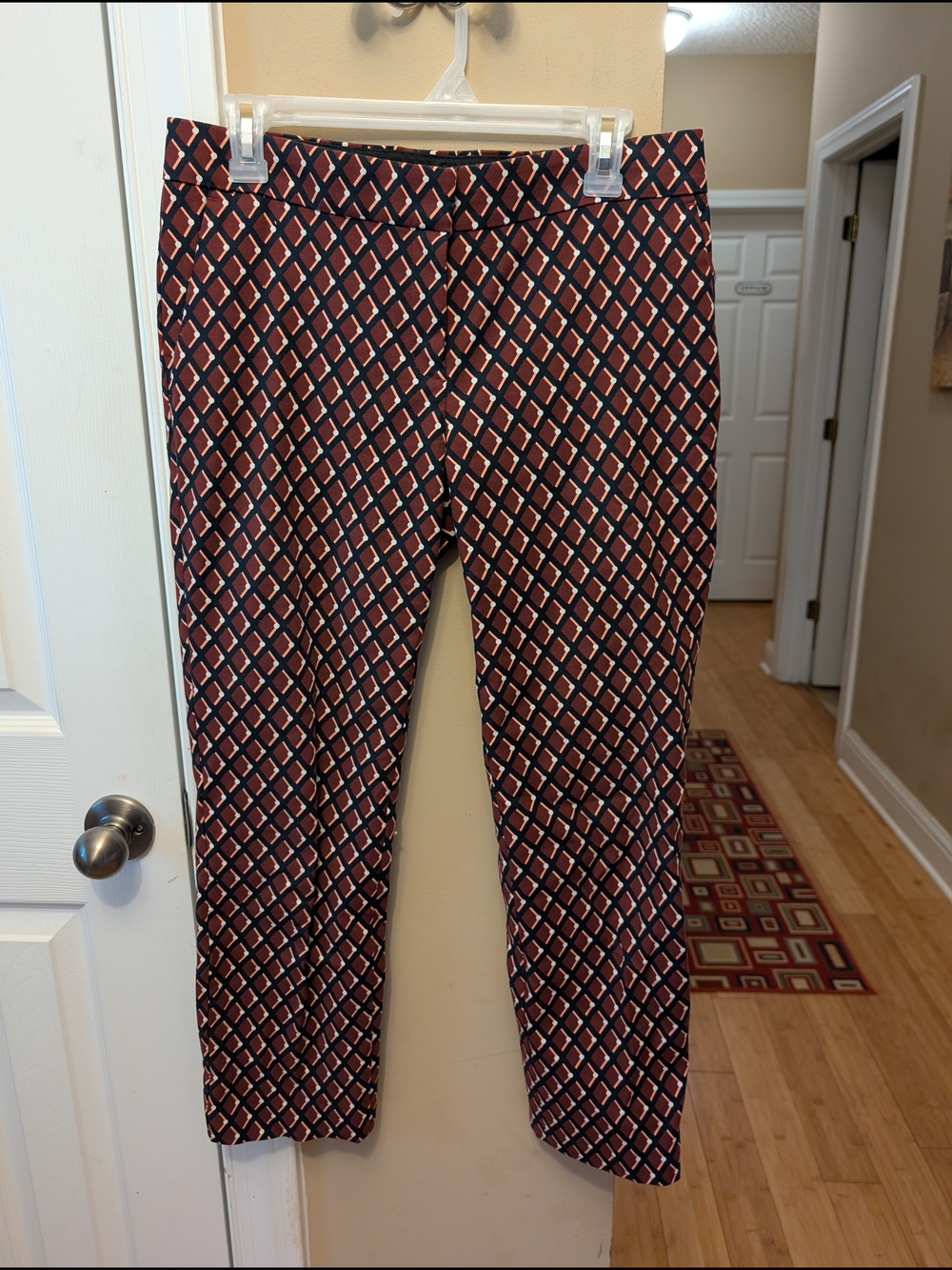 Ann Taylor Diamond-Print Ankle Pants in Burgundy and Cream